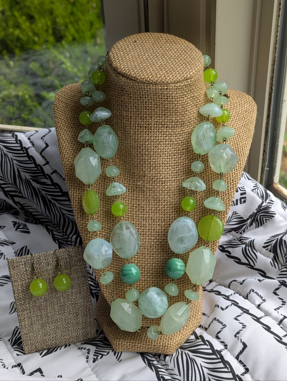 Green Milky Quartz & Frosted Bead Statement Bib Necklace | Silver Tone Neutral